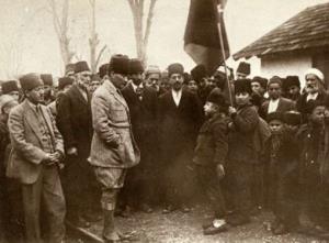 Atatürk ve Çocuk Resimleri